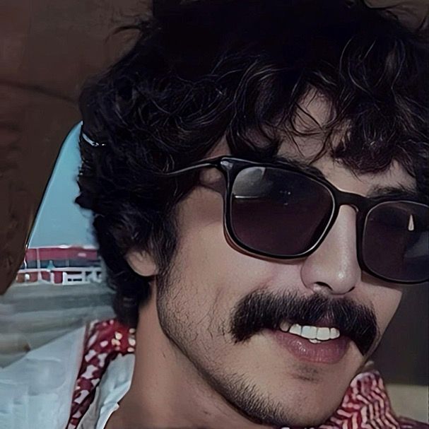 ﮼الــعنزيٰ    -