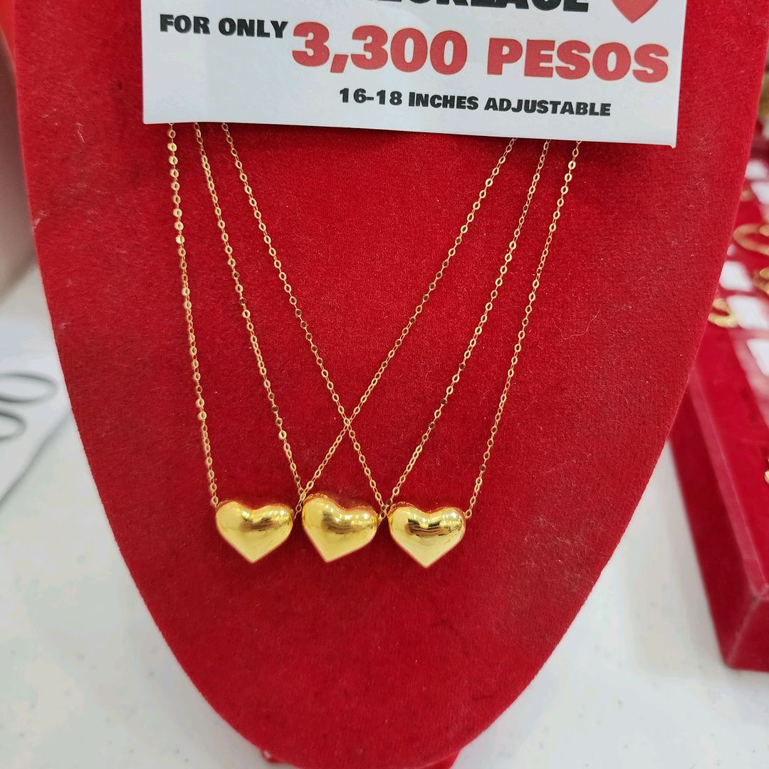 CLARISSE' COLLECTIONS SHOP